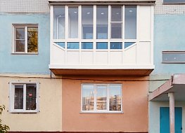 г.Березовский, Балкон из пластика